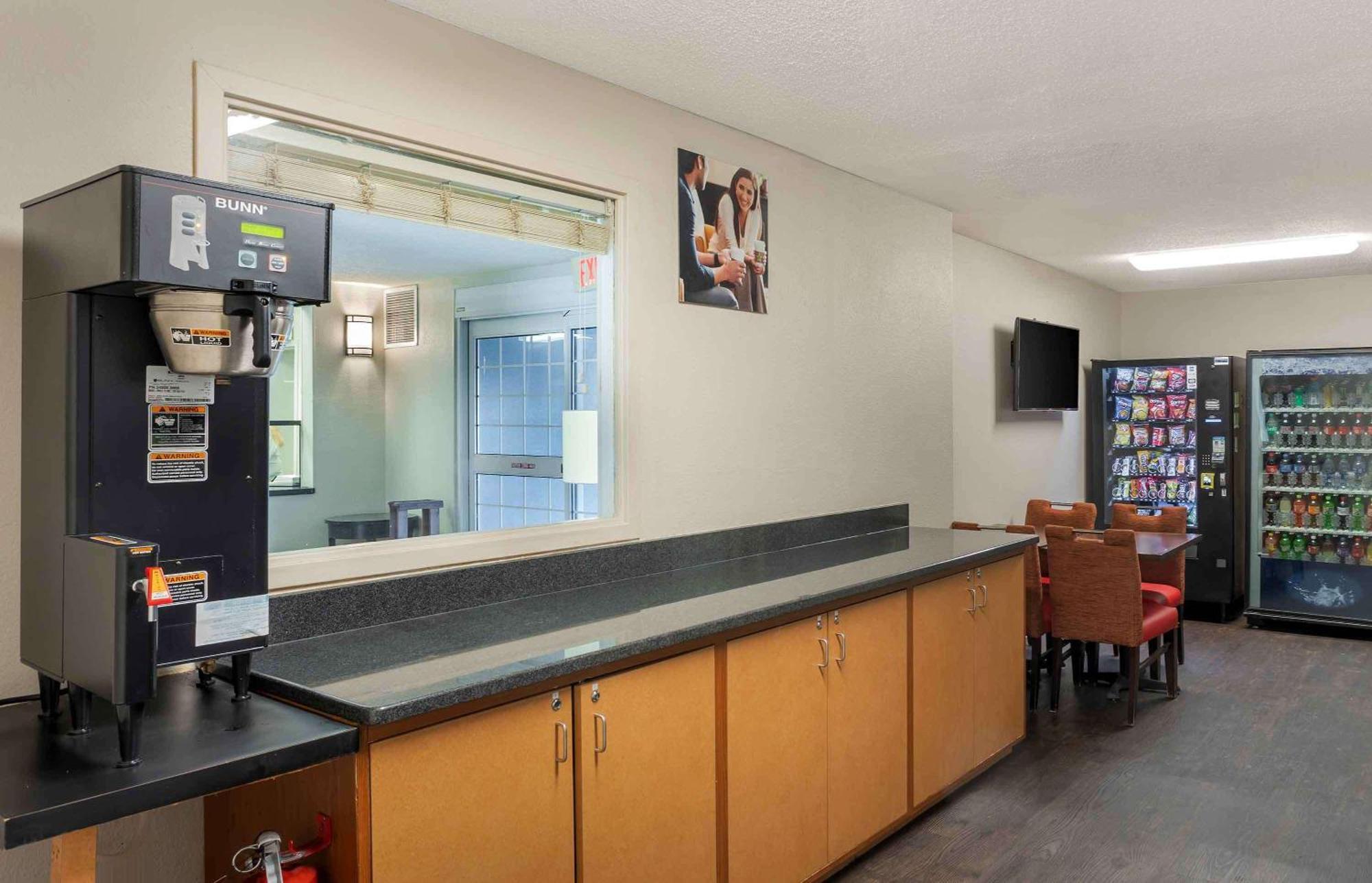 Extended Stay America Select Suites - Wilkes - Barre - Scranton Exterior photo